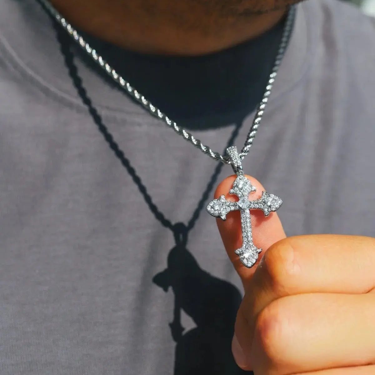 GEM GOTH CROSS PENDANT - WHITE GOLD - SANTMEZ®