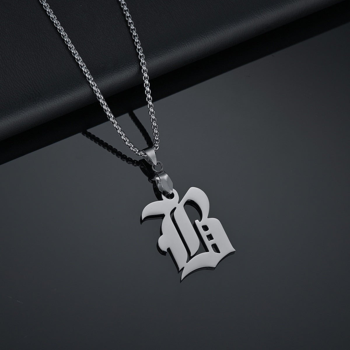 LETTER GOTHIC PENDANT - WHITE GOLD - SANTMEZ®